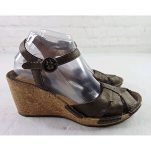 Clarks Artisan Sandals Alameda Ankle Straps Brown Leather Wedge Peep Women's 9M